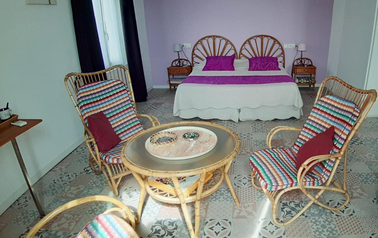 Chambre D'Hotes Du Mas Julianas Saint-Laurent-de-la-Salanque Eksteriør bilde